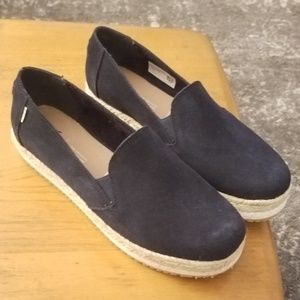 Toms platform espadrilles